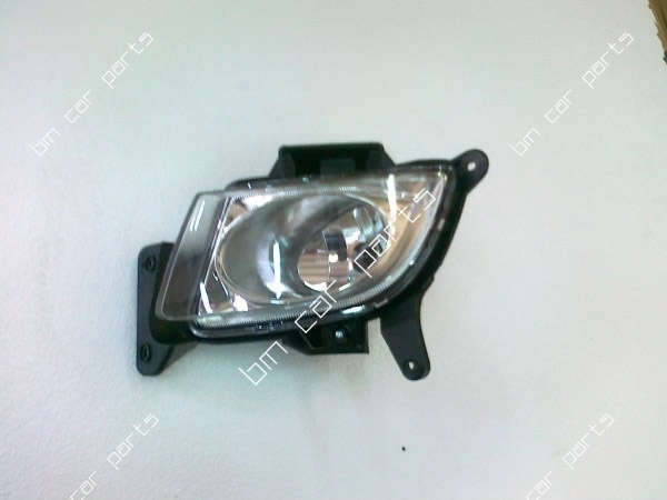 HYUNDAI i30 LAMPA PRZECIWMGIELNA PRZEDNIA LEWA